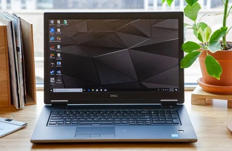Dell Latitude 3490 Laptop i3 7th